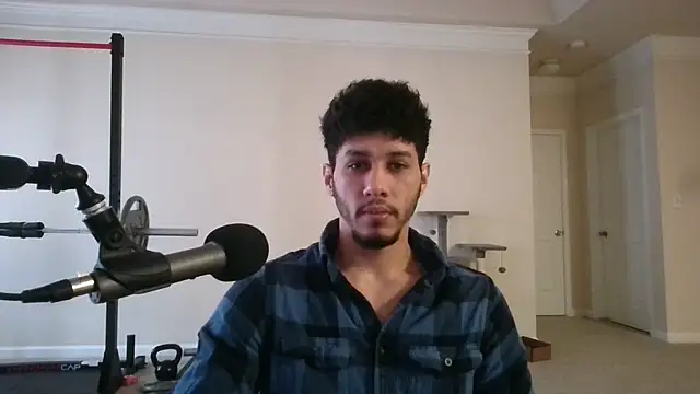 Snapshot of DamnKevin chatting on 25, 2, 2025 DamnKevin online show from 25, 2, 2025