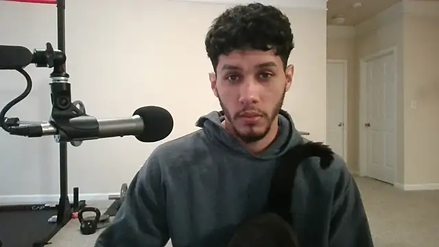 Snapshot of DamnKevin chatting on 10, 3, 2025 DamnKevin online show from 10, 3, 2025