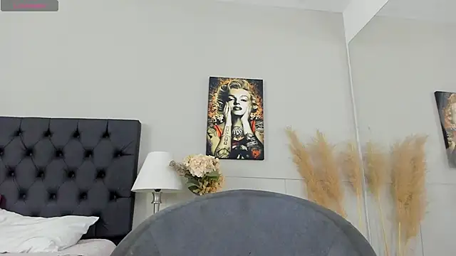 Snapshot of Robin_Rief chatting on 13, 3, 2025 Robin Rief online show from 13, 3, 2025