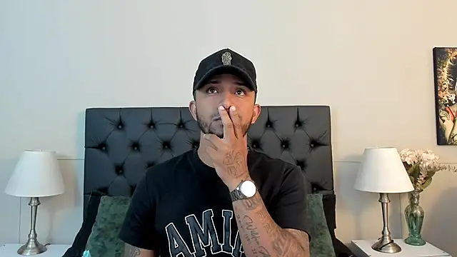 Snapshot of Robin_Rief chatting on 12, 9, 2025 Robin Rief online show from 12, 9, 2025