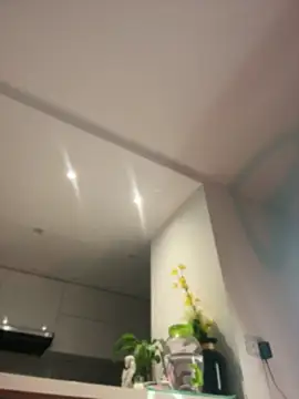 NicoleCut online show from 17, 4, 2026