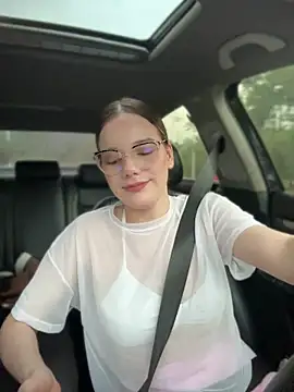 NicoleCut online show from 3, 6, 2026