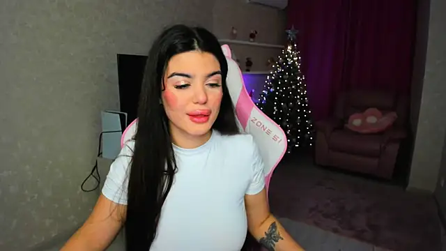 AlluringAriel online show from 16, 12, 2025