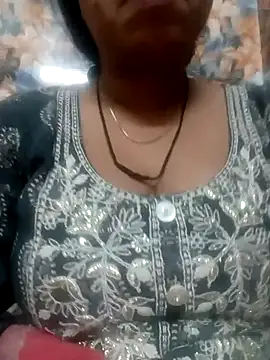 Snapshot of Haniya-143 chatting on 5, 3, 2025 Haniya-143 online show from 5, 3, 2025