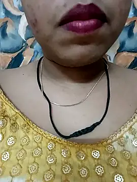 Snapshot of Haniya-143 chatting on 8, 3, 2025 Haniya-143 online show from 8, 3, 2025