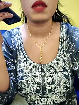 Snapshot of Haniya-143 chatting on 11, 9, 2025 Haniya-143 online show from 11, 9, 2025