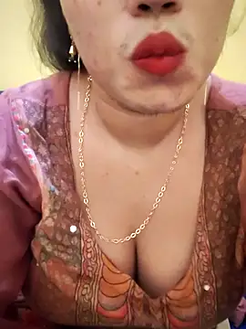 Snapshot of Haniya-143 chatting on 13, 9, 2025 Haniya-143 online show from 13, 9, 2025