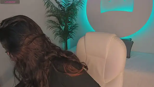 Ariana Pierce online show from 14, 10, 2025