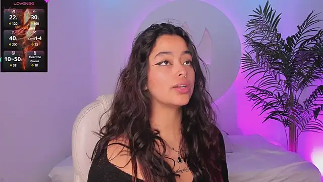 Ariana Pierce online show from 9, 11, 2025