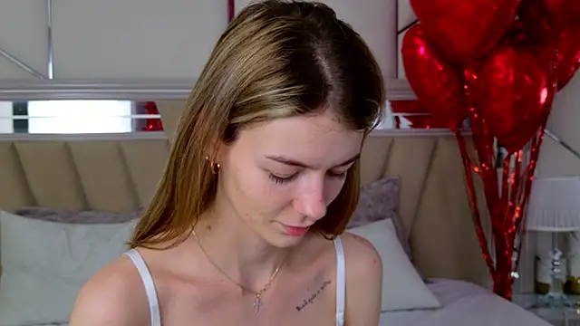 MeganMour online show from 19, 2, 2025