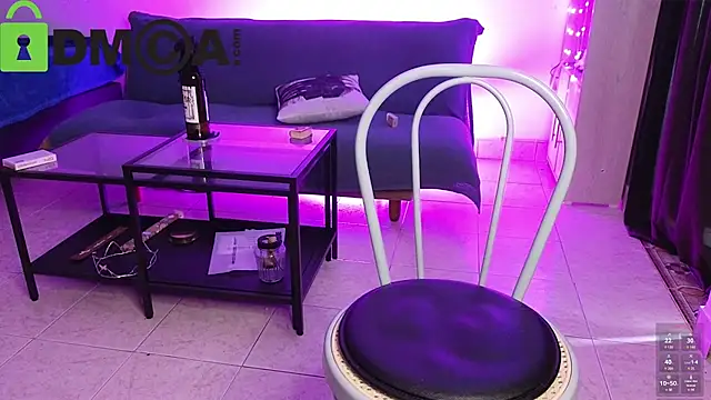 Snapshot of Lia_madame chatting on 8, 3, 2025 Lia madame online show from 8, 3, 2025