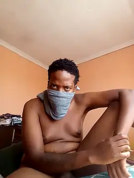 Snapshot of Bigntot chatting on 22, 9, 2025 Bigntot online show from 22, 9, 2025