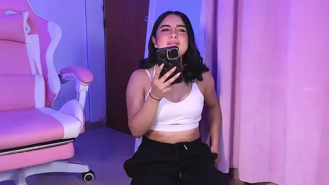 Emily-14 online show from 14, 3, 2025