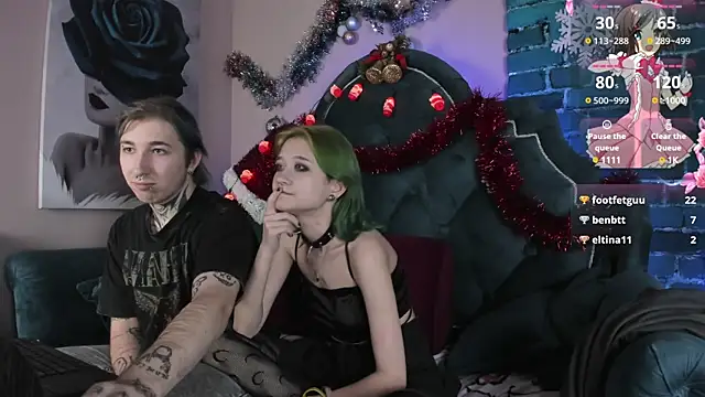 Snapshot of Milten-Trish chatting on 19, 12, 2024 Milten-Trish online show from 19, 12, 2024