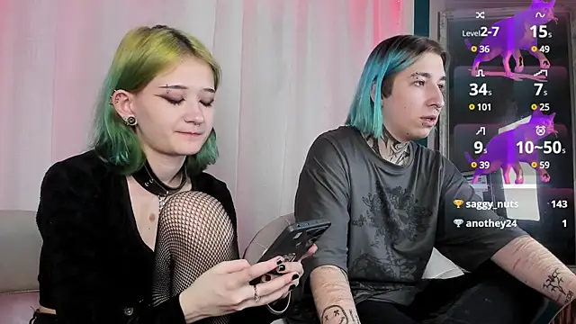 Snapshot of Milten-Trish chatting on 11, 1, 2025 Milten-Trish online show from 11, 1, 2025