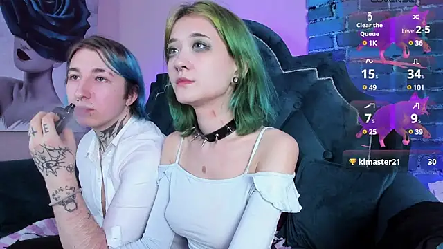 Snapshot of Milten-Trish chatting on 3, 2, 2025 Milten-Trish online show from 3, 2, 2025