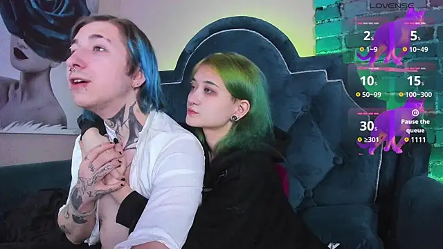 Snapshot of Milten-Trish chatting on 9, 2, 2025 Milten-Trish online show from 9, 2, 2025