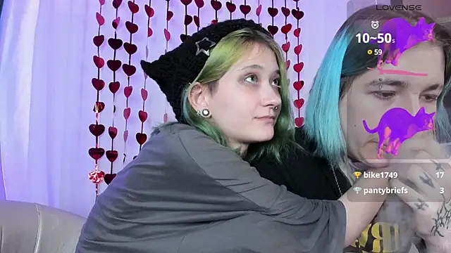 Snapshot of Milten-Trish chatting on 7, 3, 2025 Milten-Trish online show from 7, 3, 2025