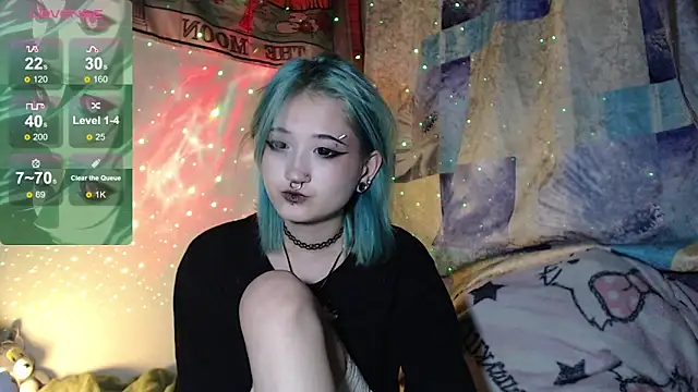 Snapshot of Milten-Trish chatting on 6, 10, 2025 Milten-Trish online show from 6, 10, 2025