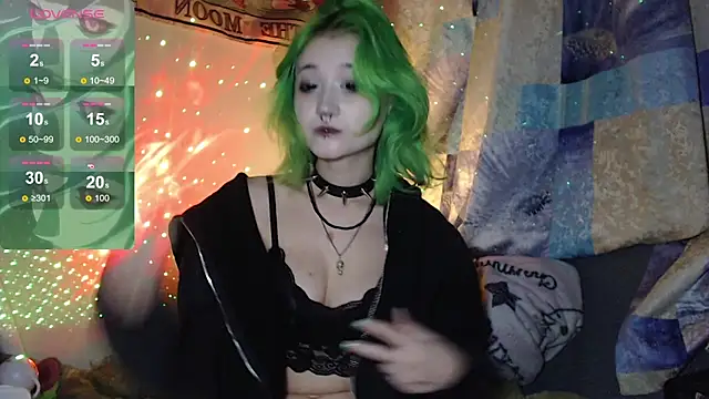 Snapshot of Milten-Trish chatting on 25, 10, 2025 Milten-Trish online show from 25, 10, 2025