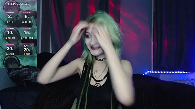 Snapshot of Milten-Trish chatting on 3, 12, 2025 Milten-Trish online show from 3, 12, 2025