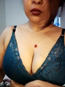 Fuck Girl Nuri online show from 24, 5, 2026