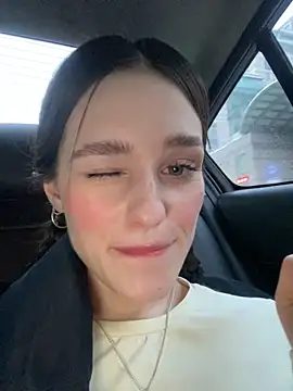 Mia Mia M online show from 12, 2, 2026