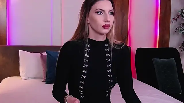 Snapshot of SkylerSpark chatting on 14, 11, 2025 SkylerSpark online show from 14, 11, 2025