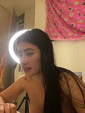 Sweet and caramel online show from 21, 3, 2025