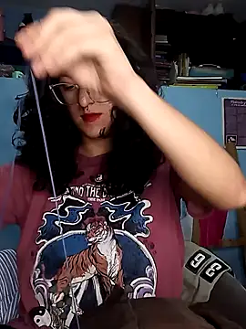 Snapshot of LoveElectra chatting on 3, 2, 2025 LoveElectra online show from 3, 2, 2025