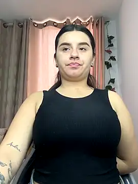 SaraBraun  online show from 10, 10, 2025