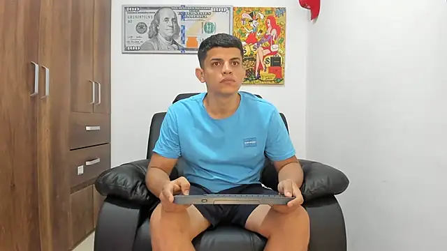 Snapshot of boss_of_cash chatting on 25, 9, 2025 boss of cash online show from 25, 9, 2025