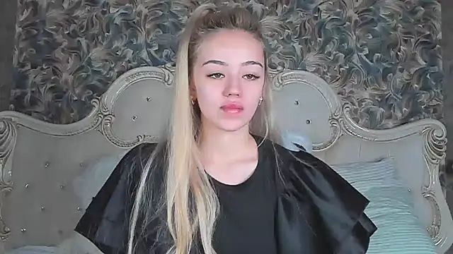 STELLA RICH online show from 15, 1, 2025