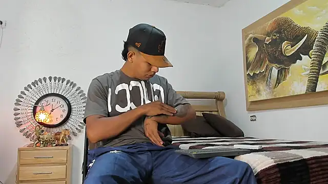 mr stiven  online show from 12, 4, 2026