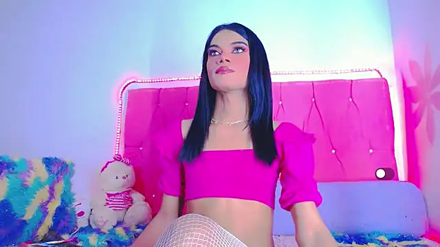 Theylor Rouse online show from 16, 2, 2025