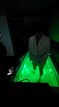 Snapshot of Cally-n chatting on 2, 3, 2025 Cally-n online show from 2, 3, 2025