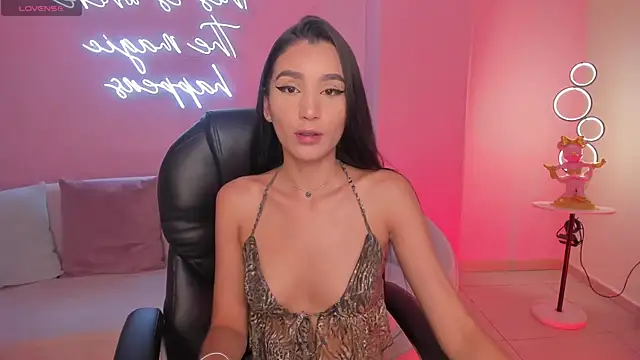 BellaCarteer  online show from 9, 11, 2025