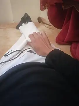 Snapshot of MamhounXx1 chatting on 1, 1, 2025 MamhounXx1 online show from 1, 1, 2025