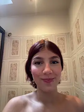 Snapshot of thamygomezz chatting on 28, 1, 2025 thamygomezz online show from 28, 1, 2025