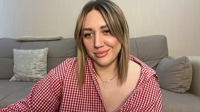 Snapshot of VickyLove047 chatting on 15, 11, 2025 VickyLove047 online show from 15, 11, 2025