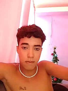 Snapshot of Hot_kleo chatting on 6, 1, 2025 Hot kleo online show from 6, 1, 2025