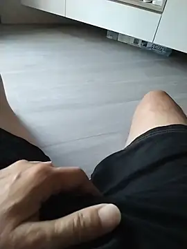 Snapshot of Dannydy2015 chatting on 16, 10, 2025 Dannydy2015 online show from 16, 10, 2025