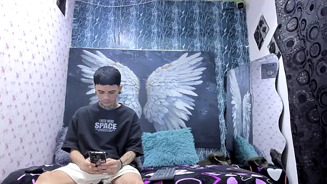 exotic hot couple online show from 12, 3, 2026