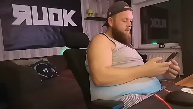 TinyDickBear online show from 10, 9, 2025