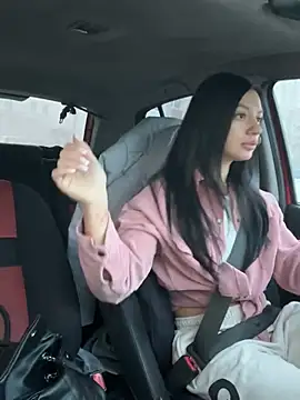 JulliaVegas online show from 8, 2, 2025