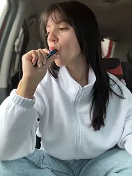 JulliaVegas online show from 23, 10, 2025