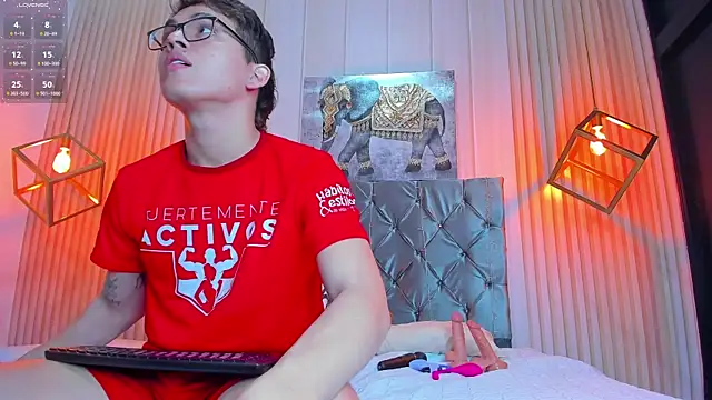 Snapshot of JACK_BLOSSOM_ chatting on 18, 12, 2024 JACK BLOSSOM online show from 18, 12, 2024