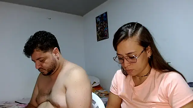 Paloma Desire online show from 4, 3, 2025