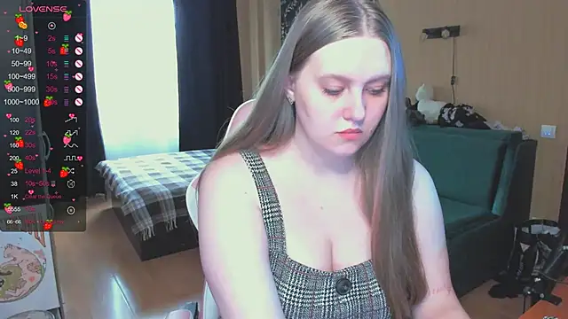 Snapshot of Alice_Dreamgirl_ chatting on 4, 11, 2025 Alice Dreamgirl online show from 4, 11, 2025