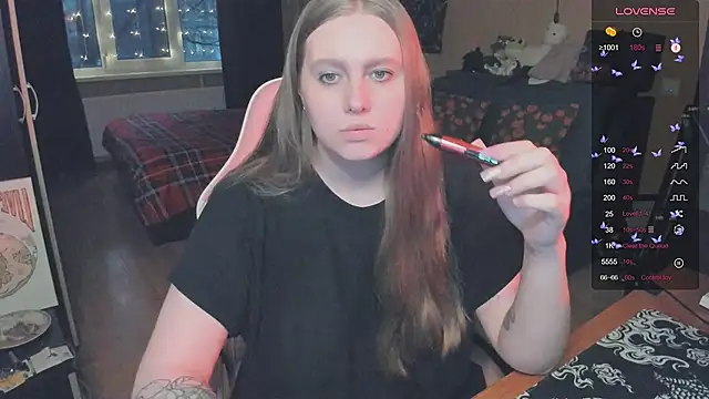 Snapshot of Alice_Dreamgirl_ chatting on 16, 12, 2025 Alice Dreamgirl online show from 16, 12, 2025